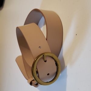 Aritzia Auxiliary Classic Leather Belt - cream - size M